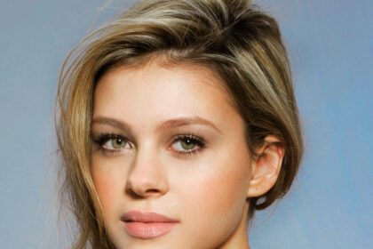 Nicola Peltz