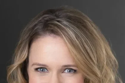 Andrea Barber