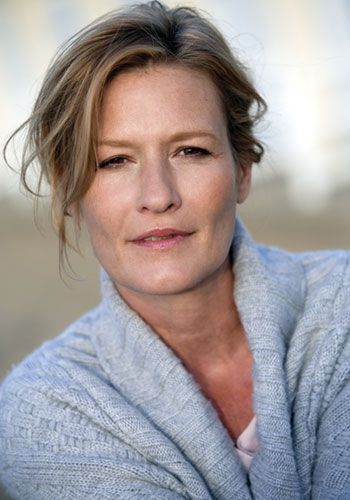 Suzanne von Borsody Figur