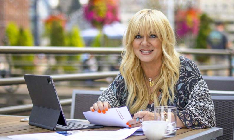 Julia Leischik Tochter